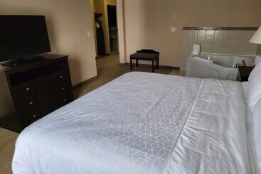Holiday Inn Express Hotel & Suites Tipp City, An Ihg
