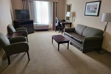 Holiday Inn Express Hotel & Suites Tipp City, An Ihg