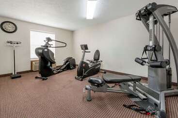 هتل Quality Inn & Suites South Obetz