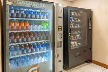 هتل Quality Inn & Suites South Obetz