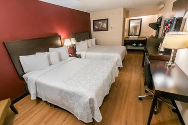 هتل Red Roof Inn Plus+ Birmingham East – Irondale/airport