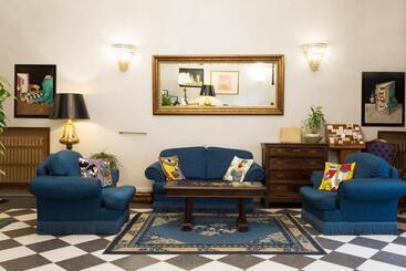 هتل Residenza In Farnese