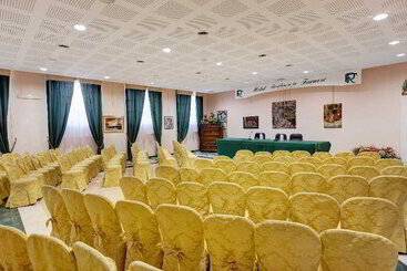 هتل Residenza In Farnese