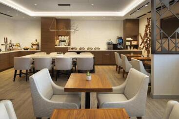 هتل Sheraton Grand Sacramento