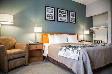 هتل Sleep Inn & Suites Davenport   Quad Cities