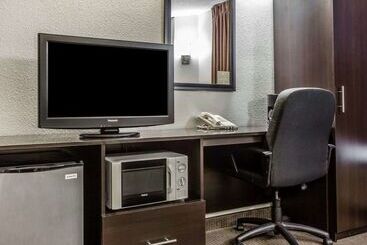 هتل Sleep Inn At Greenville Convention Cente