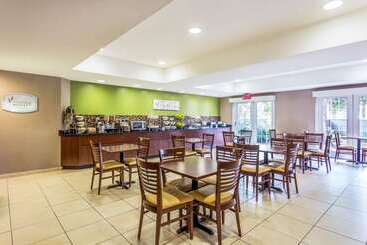 هتل Sleep Inn Charleston  West Ashley