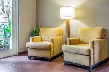 هتل Sleep Inn Charleston  West Ashley