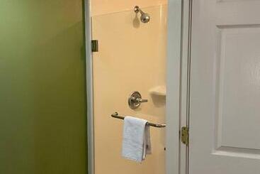 هتل Sleep Inn Raleigh Durham Airport