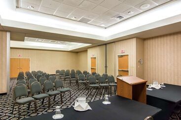 هتل Sleep Inn Lake Wright  Norfolk Airport