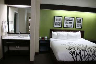 هتل Sleep Inn Near Great Lakes Naval Base