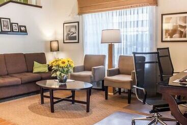 هتل Sleep Inn Sea Tac Airport