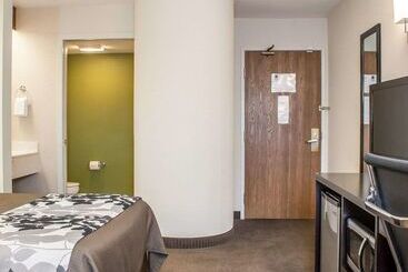 هتل Sleep Inn Sea Tac Airport