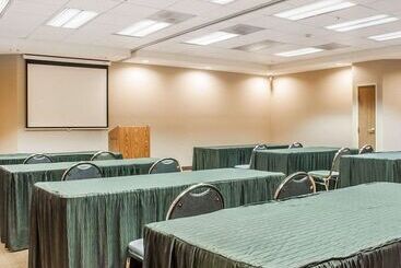 هتل Sleep Inn Sea Tac Airport
