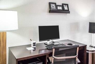 هتل Sleep Inn & Suites Oklahoma City North