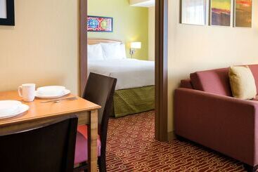 هتل Sonesta Simply Suites Phoenix Scottsdale