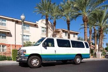 هتل Sonesta Simply Suites Phoenix Scottsdale
