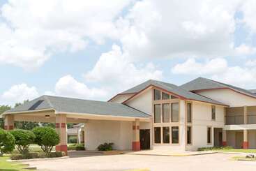 Отель Super 8 By Wyndham Bossier City/shreveport Area