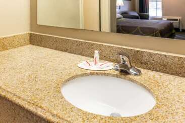 Отель Super 8 By Wyndham Bossier City/shreveport Area