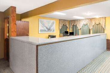 Отель Super 8 By Wyndham Bossier City/shreveport Area