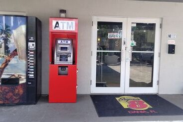 Super 8 Motel By Wyndham Near Fort Lauderdale Arpt