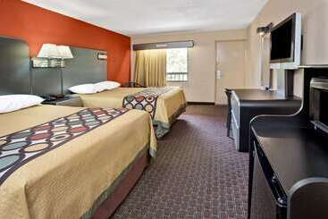 호텔 Super 8 By Wyndham Kissimmee/maingate/orlando Area