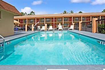 호텔 Super 8 By Wyndham Kissimmee/maingate/orlando Area