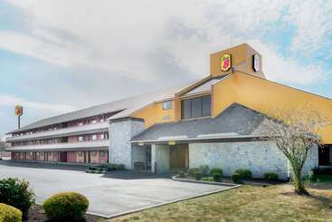 هتل Super 8 By Wyndham Vandalia/dayton International Airport