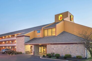 هتل Super 8 By Wyndham Vandalia/dayton International Airport