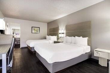 Surestay Hotel By Best Western Grants