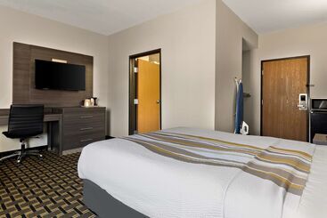 Surestay Plus Hotel By Best Western Tulsa East