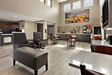 Surestay Plus Hotel By Best Western Tulsa East