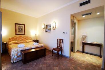 هتل Terme Di Stigliano