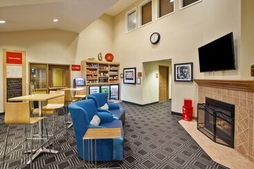 هتل Towneplace Suites Detroit Dearborn