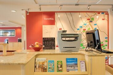 هتل Towneplace Suites By Marriott Las Cruces