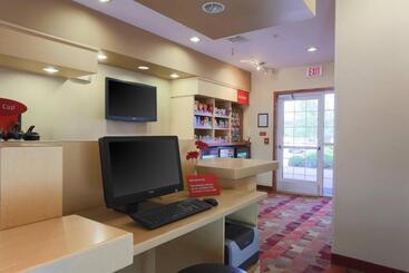 هتل Towneplace Suites Lubbock
