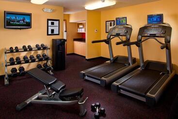 هتل Towneplace Suites New Orleans Metairie