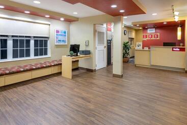 هتل Towneplace Suites New Orleans Metairie