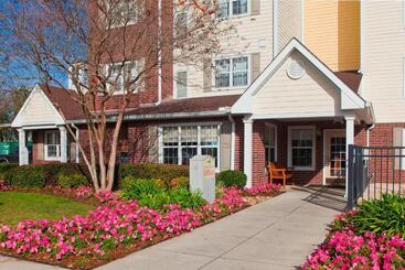 هتل Towneplace Suites New Orleans Metairie