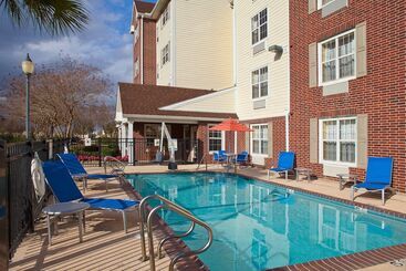هتل Towneplace Suites New Orleans Metairie