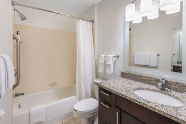 هتل Towneplace Suites New Orleans Metairie