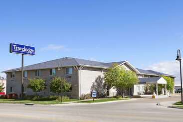 هتل Travelodge By Wyndham Grand Island