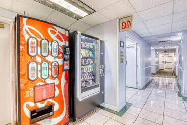 مُتل Americas Hotel   El Paso Airport / Medical Center