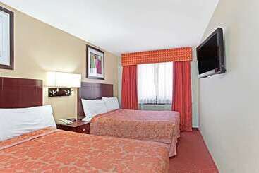 مُتل Super 8 By Wyndham Long Island City Lga