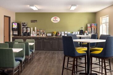 مُتل Super 8 By Wyndham Sioux Falls