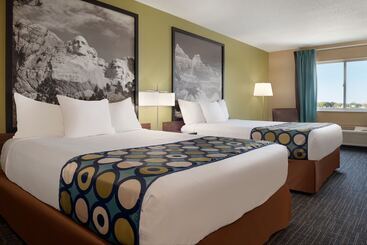 مُتل Super 8 By Wyndham Sioux Falls