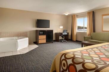 مُتل Super 8 By Wyndham Sioux Falls