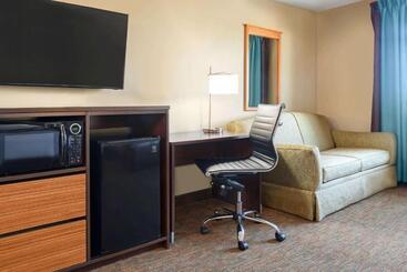 مُتل Super 8 By Wyndham Sioux Falls