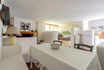 Villa Carol Appartamento E B&b