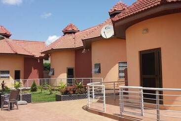 هتل Ponderosa Travel Lodge